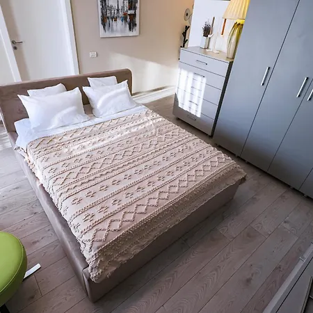 Apartment Vivalia *